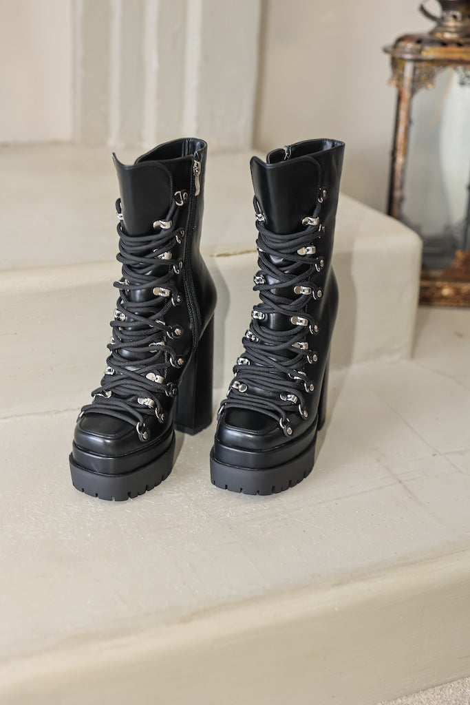 Rebel Boots