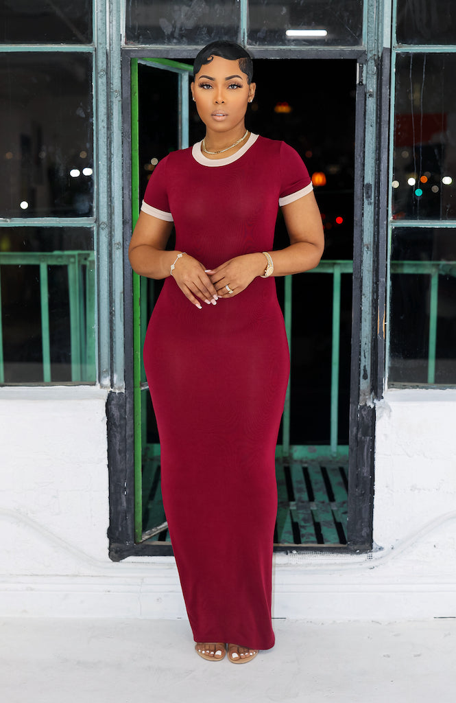 Just Vibin Maxi Dress (Burgundy)